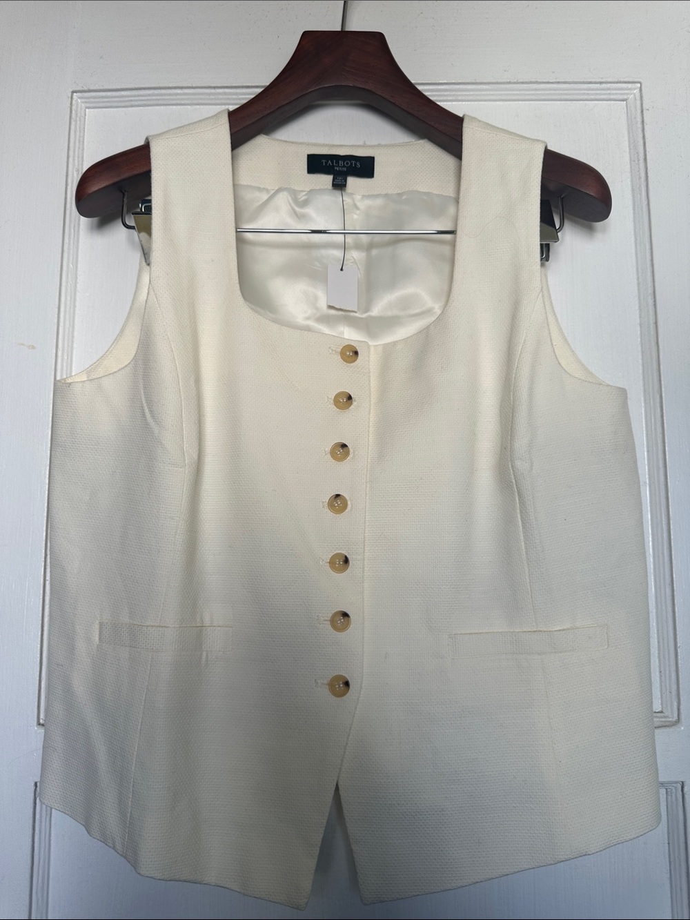 Talbots Ivory Button-Front Sleeveless Vest